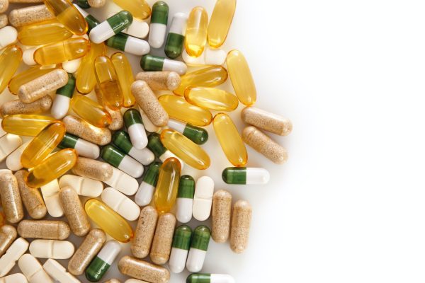 verzameling van multivitaminen en mineralen